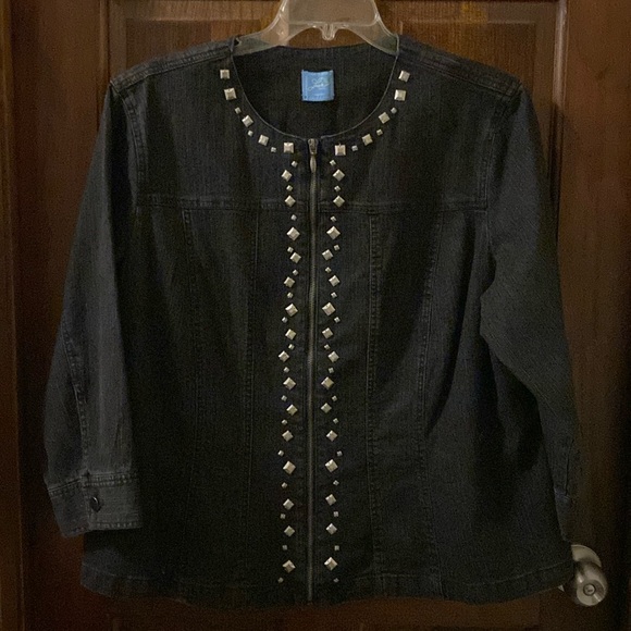 Lark Lane Woman black denim jacket with accents - Picture 4 of 6